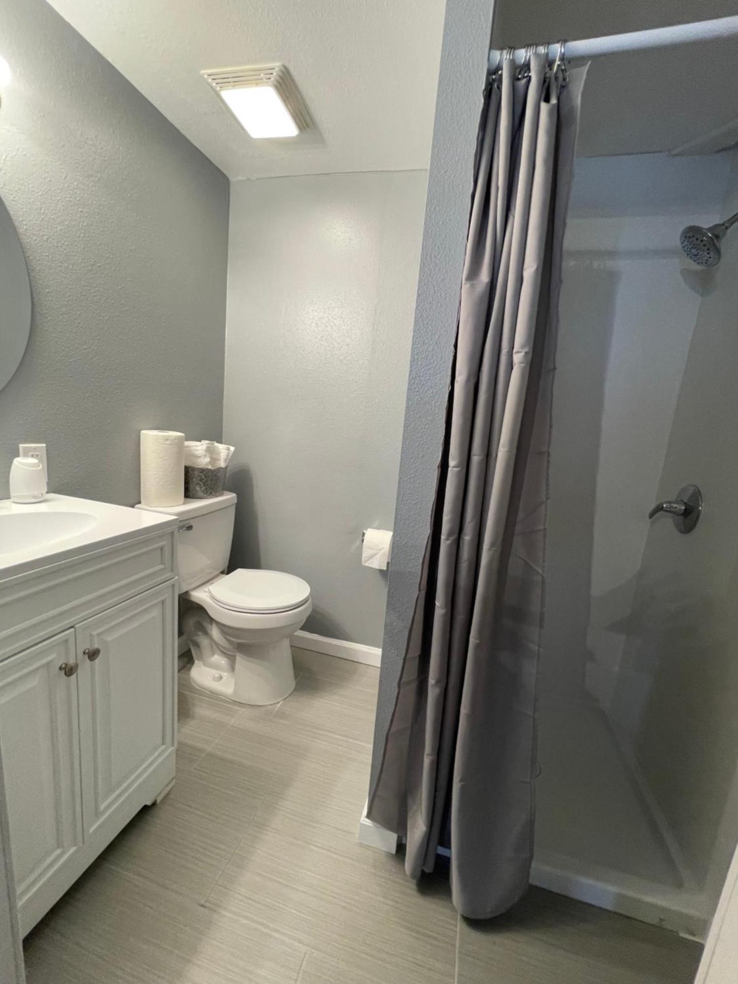 Spacious Studio With Private Entry Moreno Valley Exterior foto